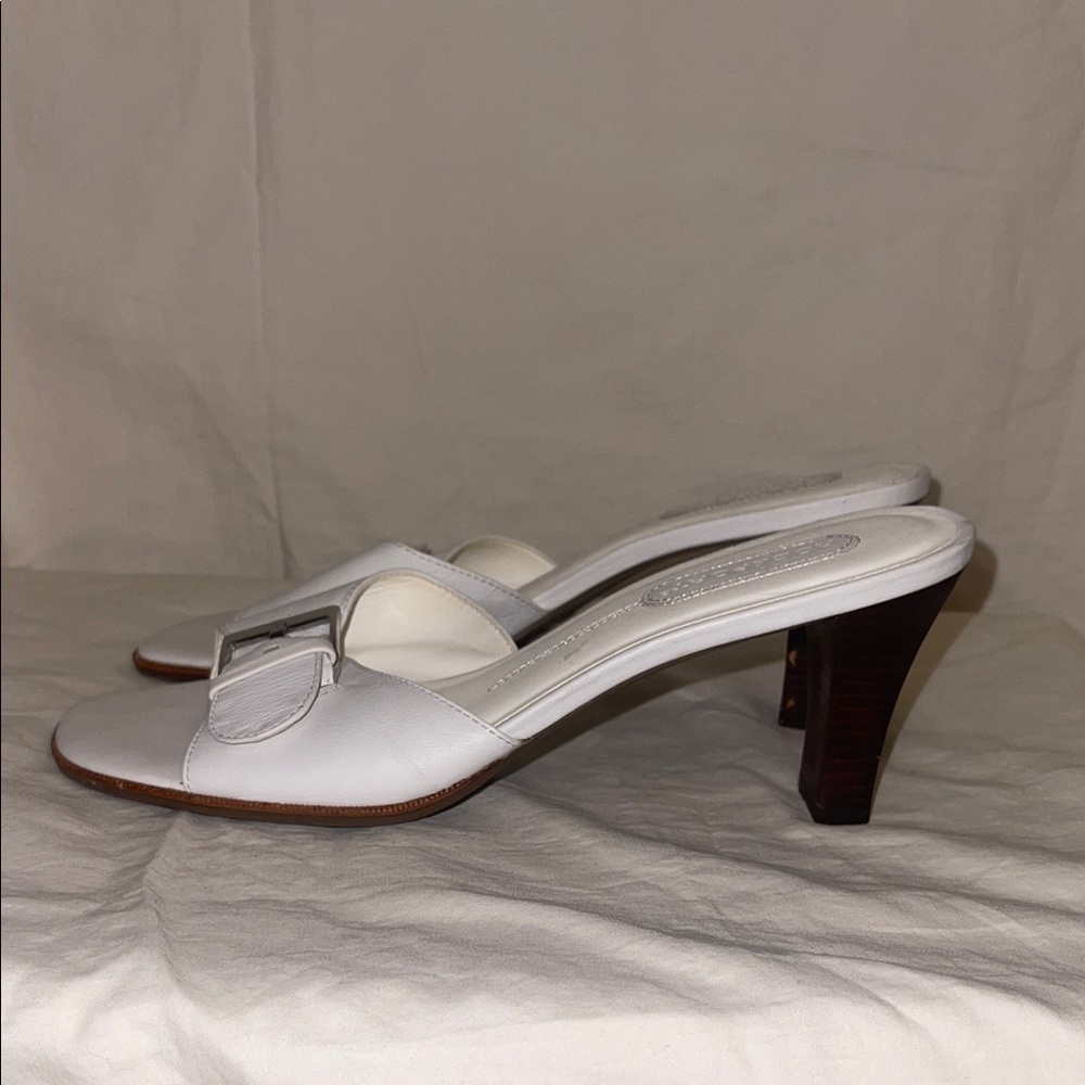 Rockport White Heeled Mules with Buckle - Picture 3 of 10